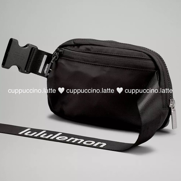 🖤NWT🤍Lululemon Athletica Everywhere Belt Bag in Black/White - Extended Strap - Picture 12 of 15